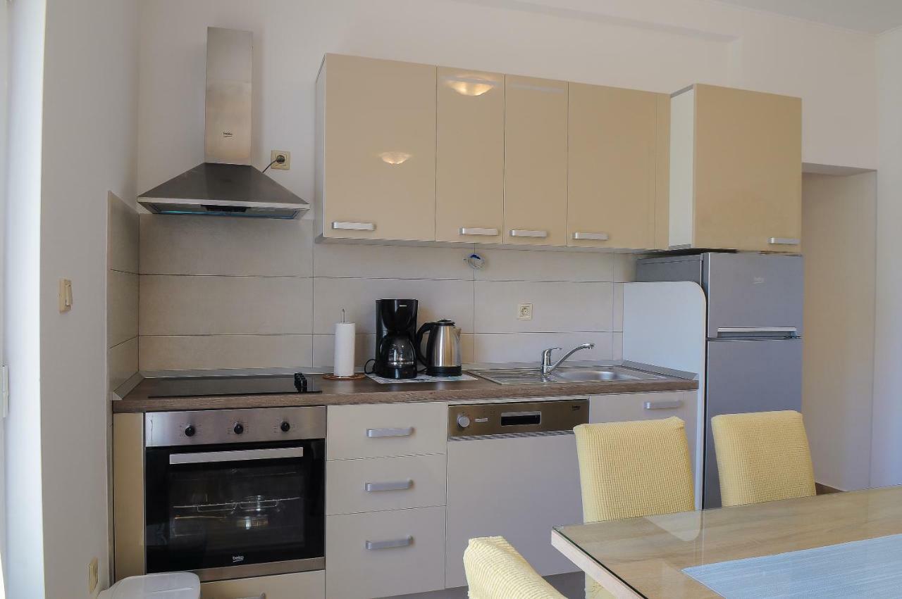 Apartment Neva no.1 Split Exterior foto