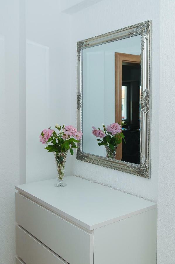 Apartment Neva no.1 Split Exterior foto